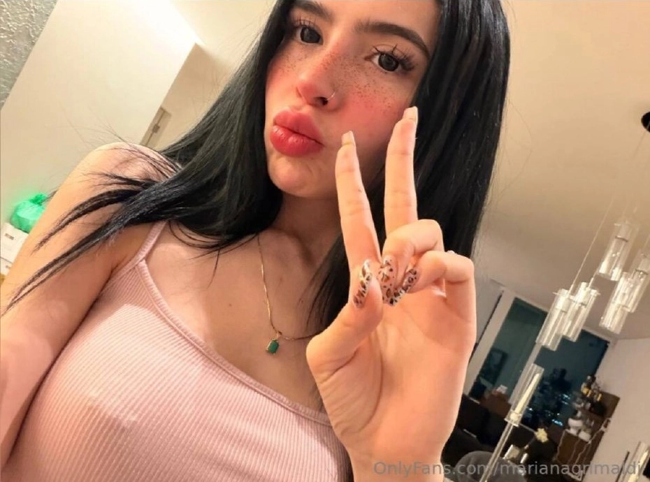 Contenido xxx del OnlyFans y Fanova de Mariana Grimaldi