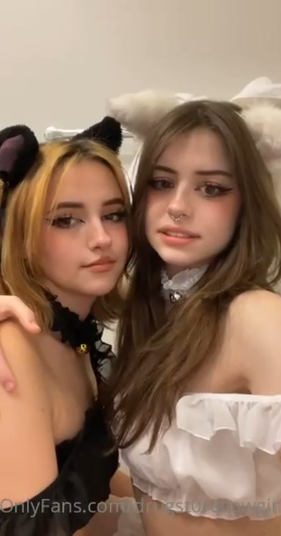Hannahowo Lesbian
