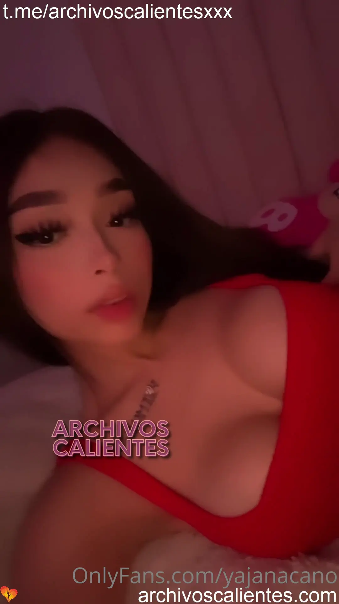 Yajana Cano Nuevo Video en Lenceria Roja